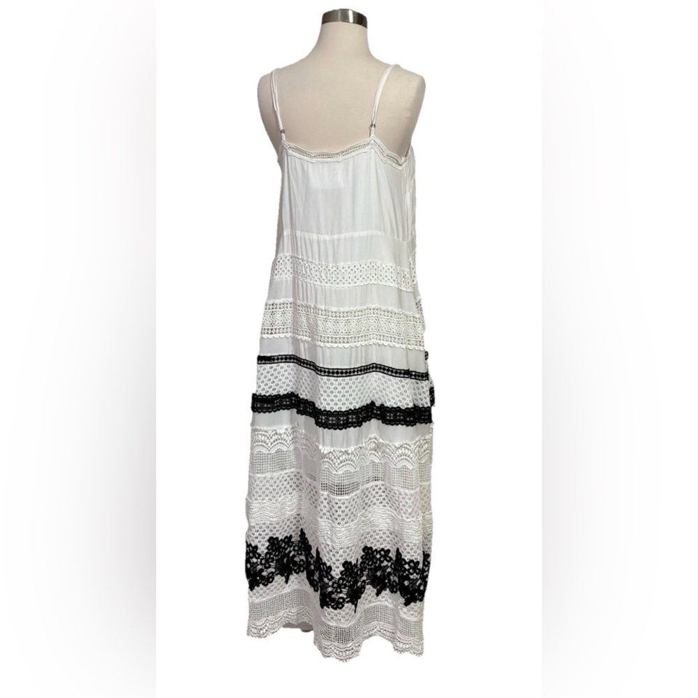 By Anthropologie Sleeveless V-Neck Lace Maxi Dress in White & Black Size Medium - Picture 4 of 12
